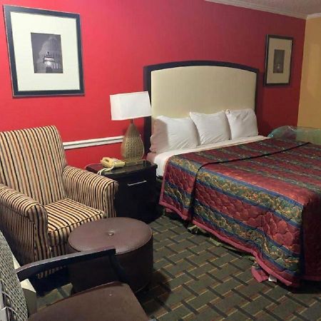 Stay Express Inn & Suites 데모폴리스 외부 사진
